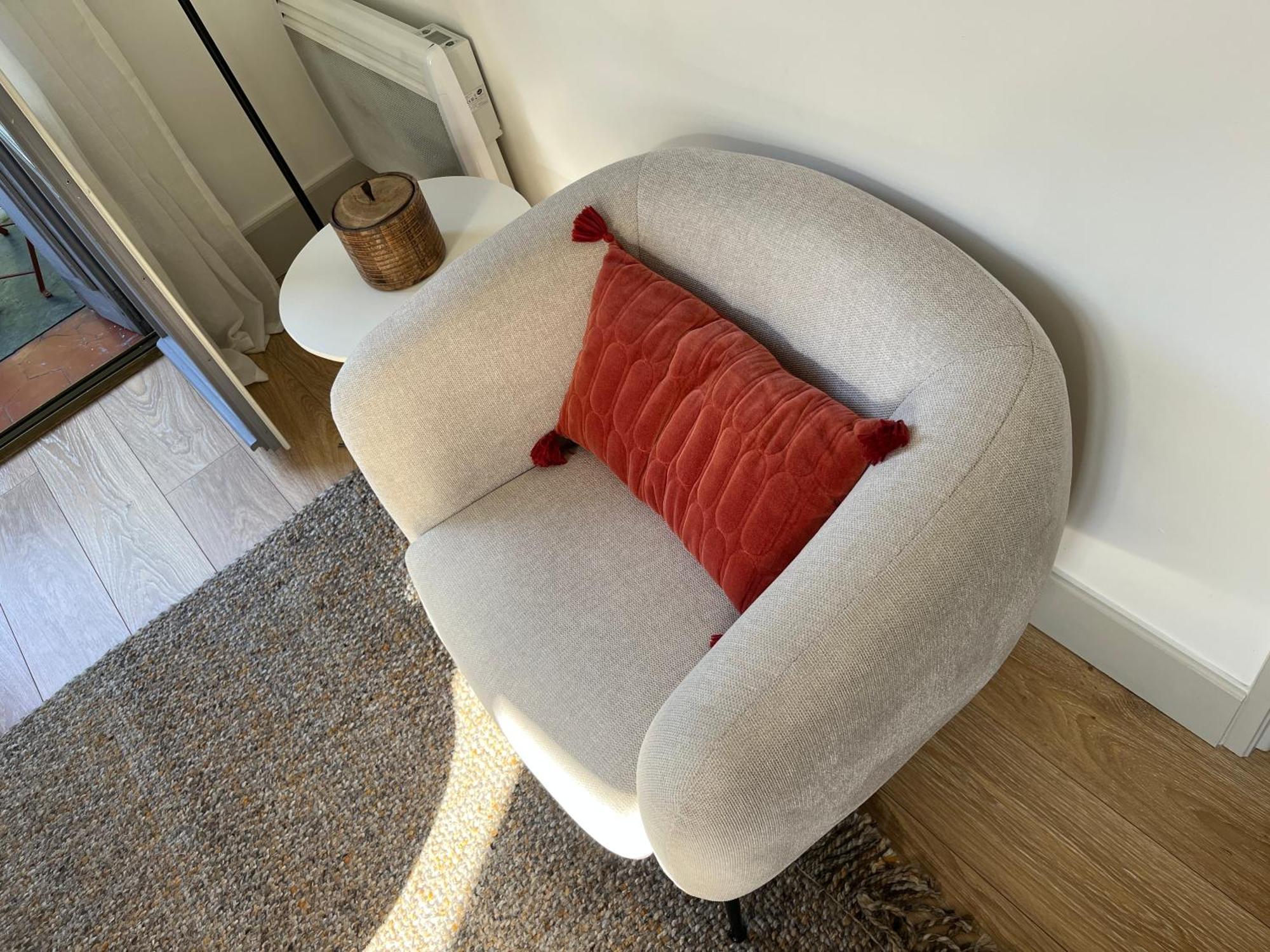 Nimes , Appartement Renove Dans Immeuble Classe. מראה חיצוני תמונה